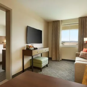 Juego de dormitorio del hotel Embassy Suites Hilton