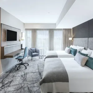 Conjunto de quarto de hotel Crowne Plaza IHG