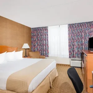 Conjunto de quarto do hotel Ramada Wyndham
