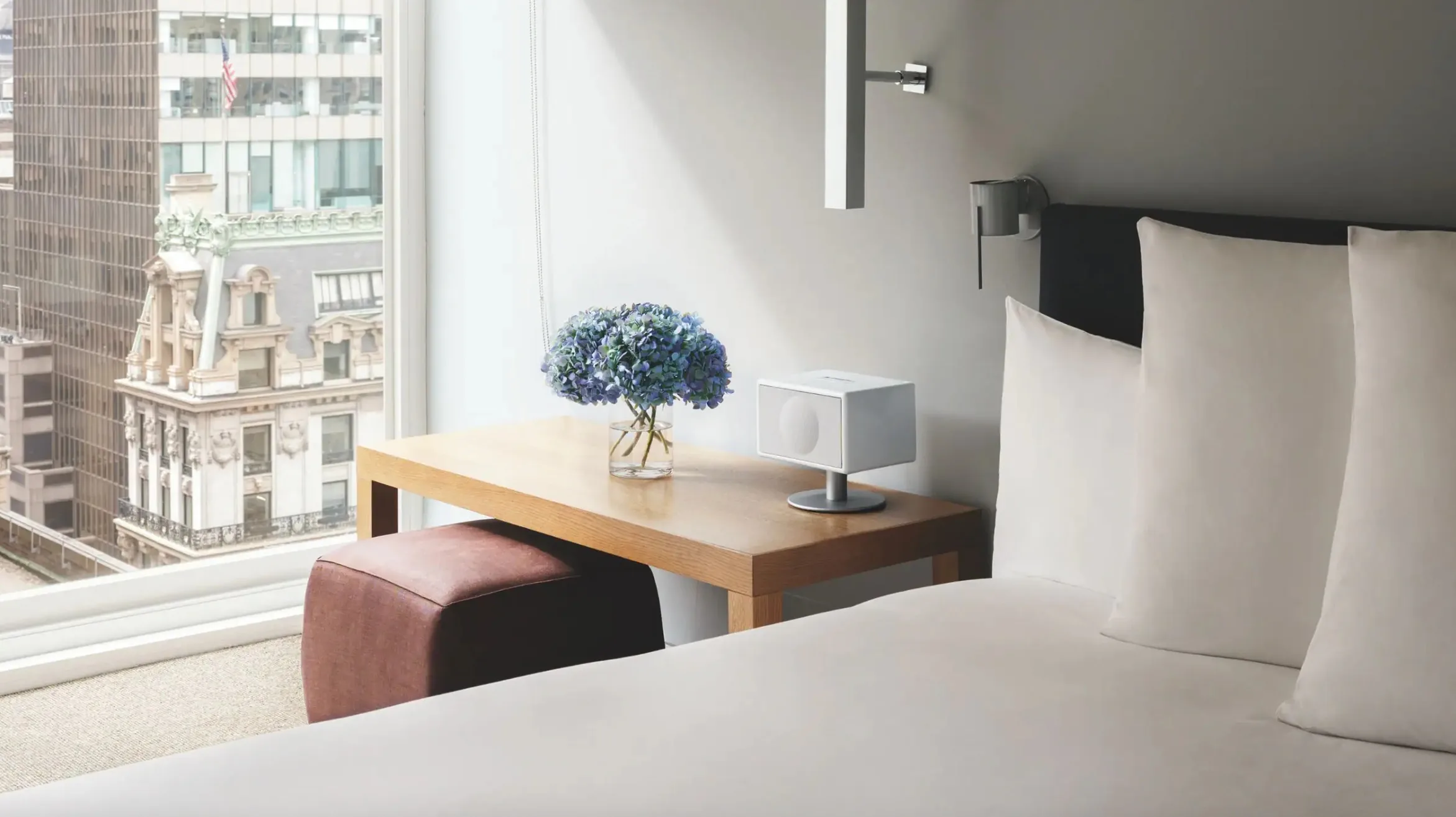 Features of Andaz Hyatt 4 Star Upscale Hotel Stylish Furniture